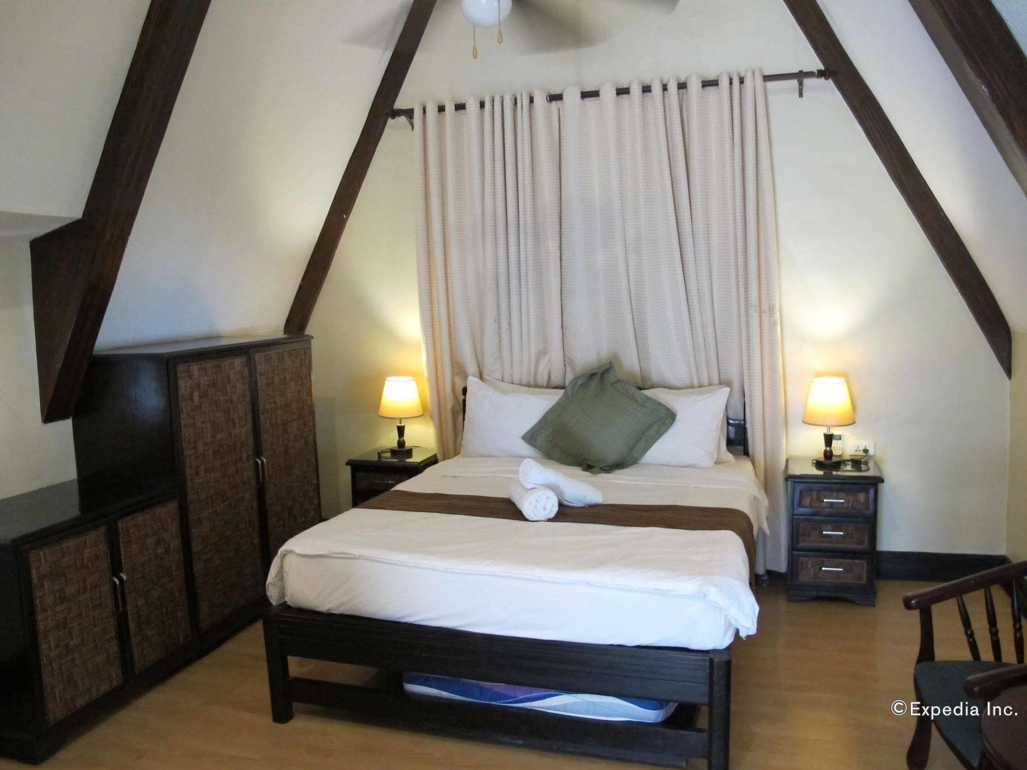 Utopia Resort & Spa Пуэрто-Галера Экстерьер фото